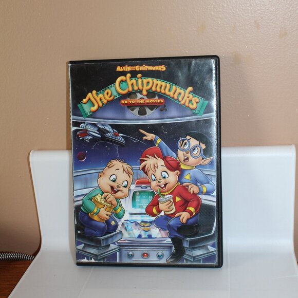 The Chipmunks Go To The Movies DVD - Picture 1 of 2